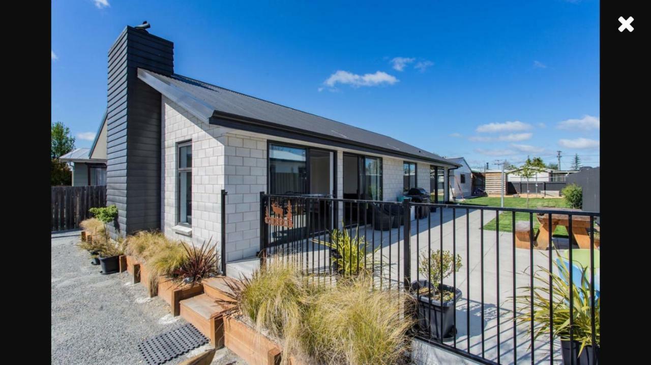 Twilight On Tekapo Drive With Spa, Twizel Exterior foto